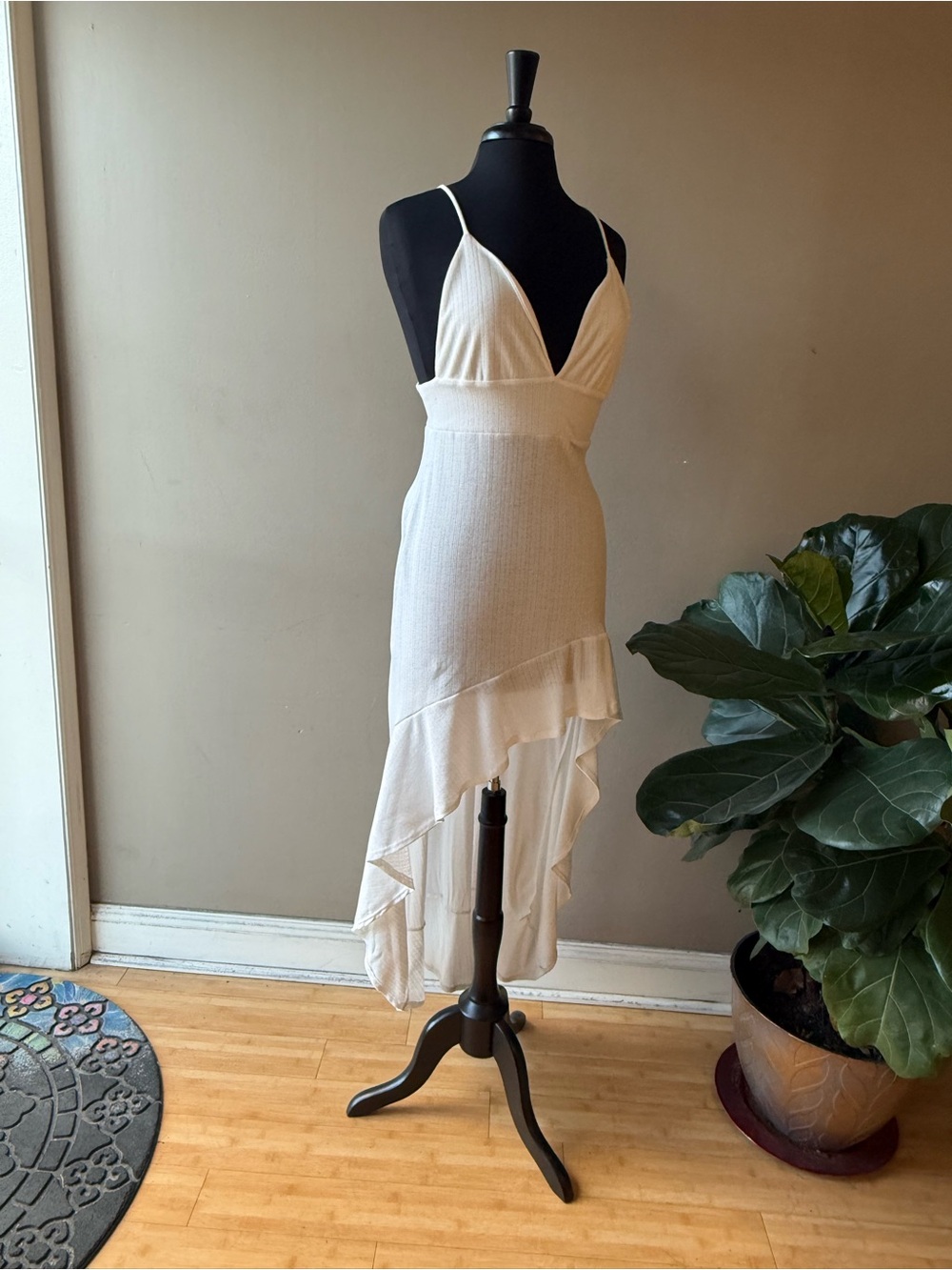 Go Couture Ivory High-Low Ruffle Slip Dress - Picture 6 of 7
